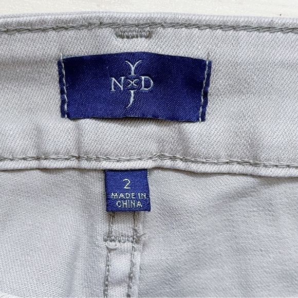 NYDJ Mid-Rise Crop Jeans Pants in Cream, Size 2 (28x20) - Picture 3 of 9
